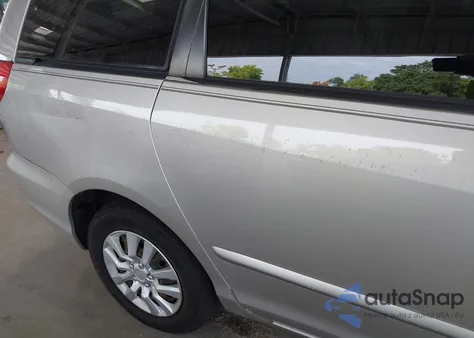 2007 Toyota Sienna Le from USA, damaged, VIN 5TDZK23CX7S005345